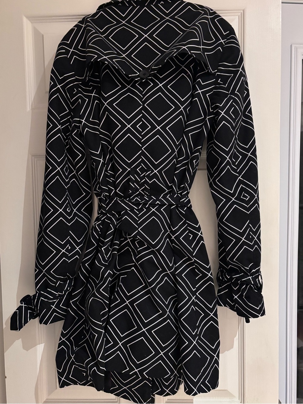 Banana Republic Black & White Geometric Trench Coat Medium - Picture 4 of 6